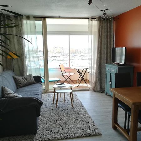 Studio cabine VUE PORT avec piscine, parc, boulodrome et parking privé Agde Extérieur photo