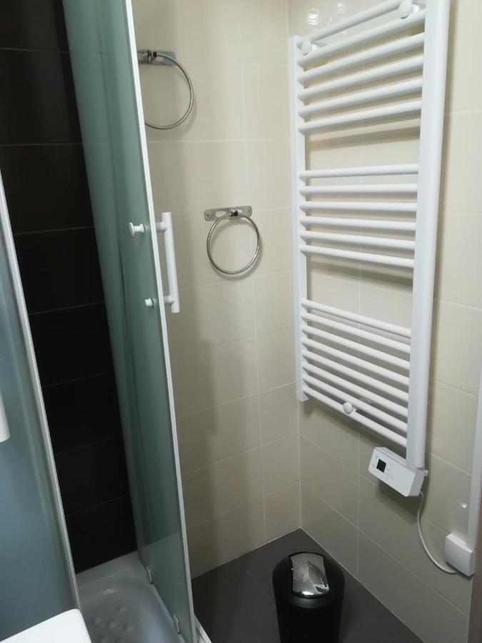 Studio cabine VUE PORT avec piscine, parc, boulodrome et parking privé Agde Extérieur photo